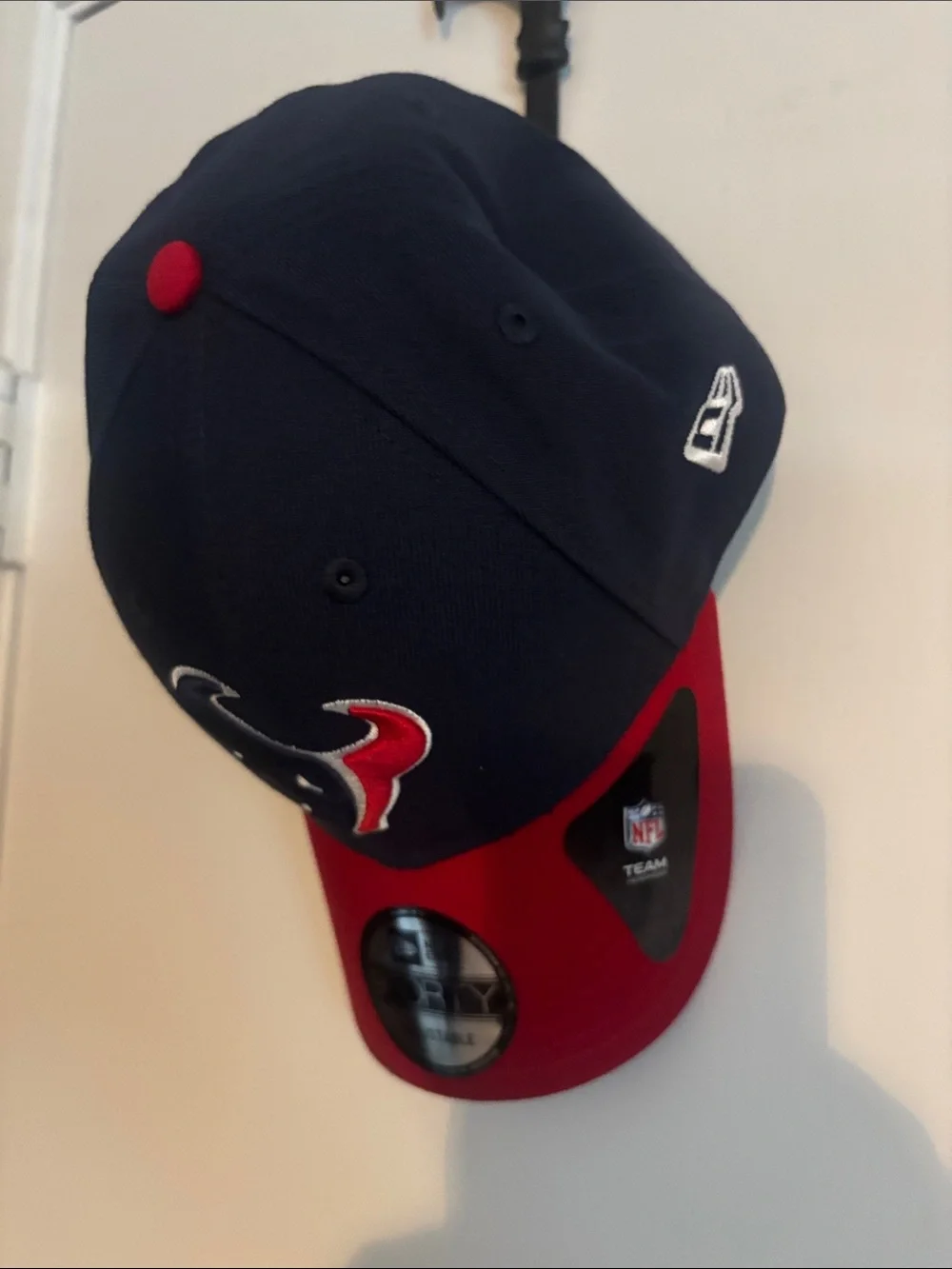 New Era Houston Texans Navy and Red 9FORTY Adjustable Hat - Picture 2 of 2